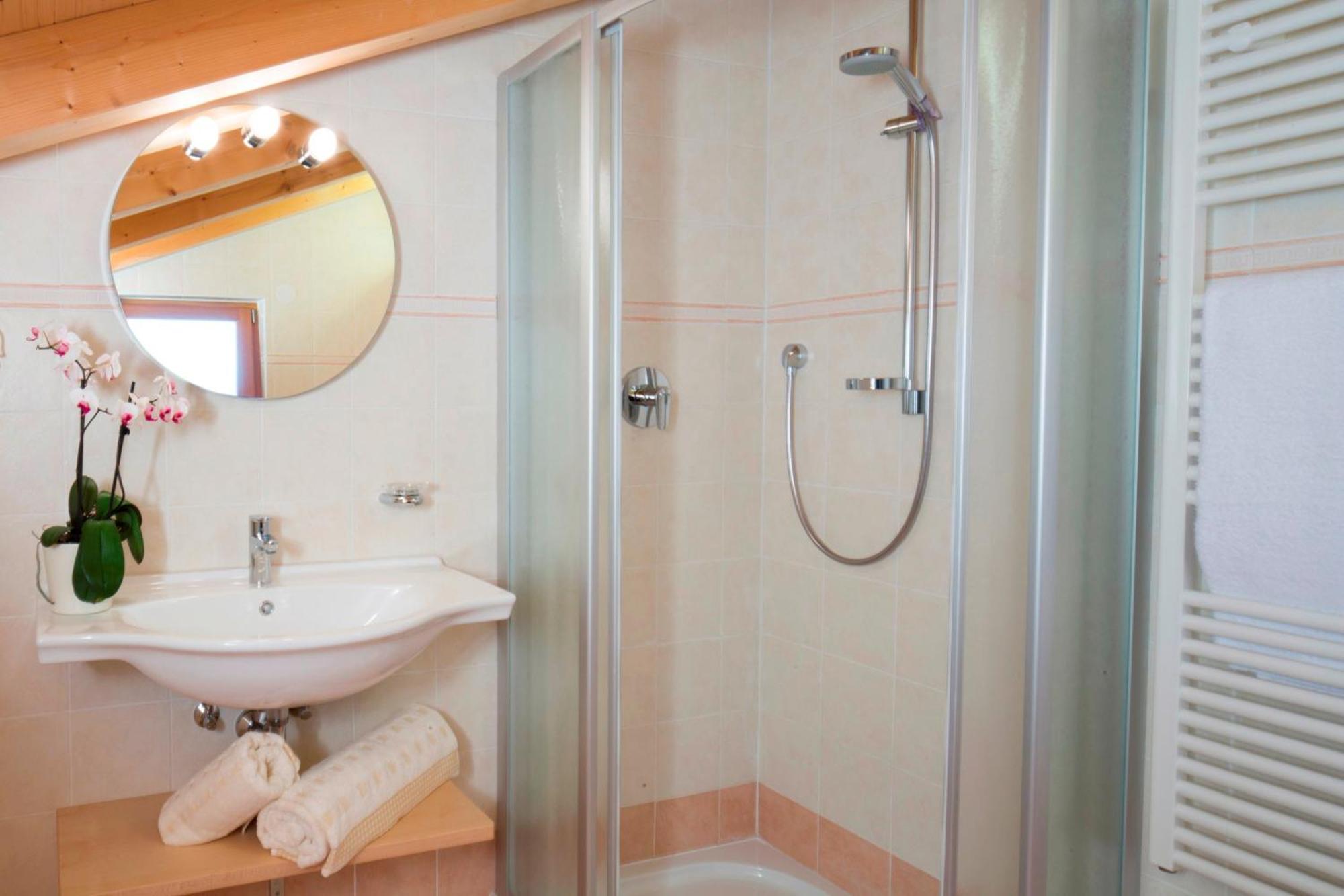 Ciasa Col Cuch Appartement La Villa  Kamer foto